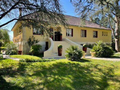   Grande maison Maison - 11 pi�ce(s) - 160 m�