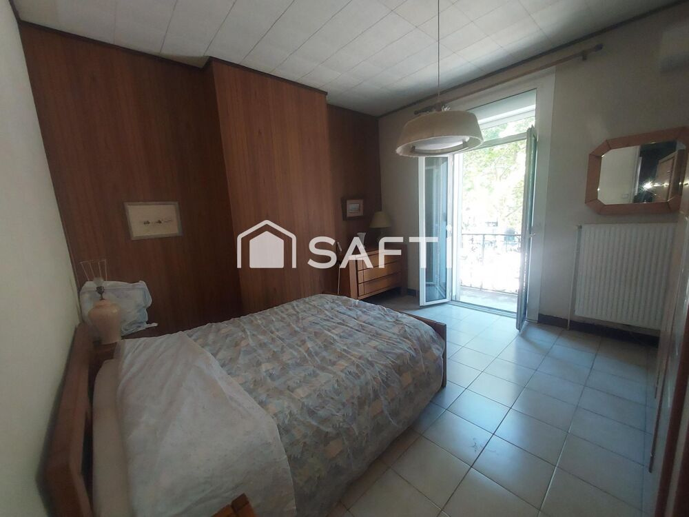 Vente Maison Maison de ville quartier Émile Zola Béziers avec appartement et local commercial en rez-de-chaussée Beziers