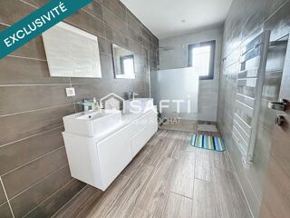  Maison  vendre 6 pices 205 m