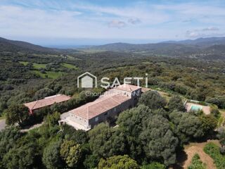  Maison � vendre 15 + pi�ces 520 m�