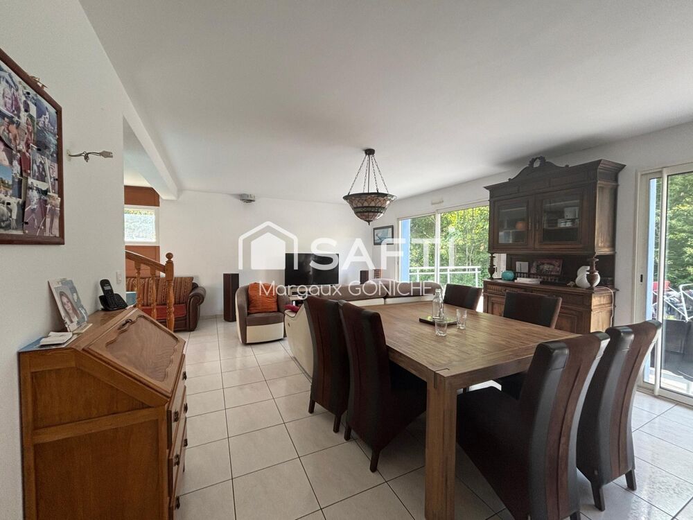 Maison familiale de 128 m² à Grand-Champ