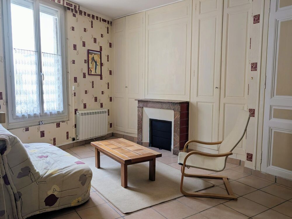 Vente Maison Le Lude centre-ville – Maison de caractère 4 chambres, cave voûtée et commerces à pied Le lude