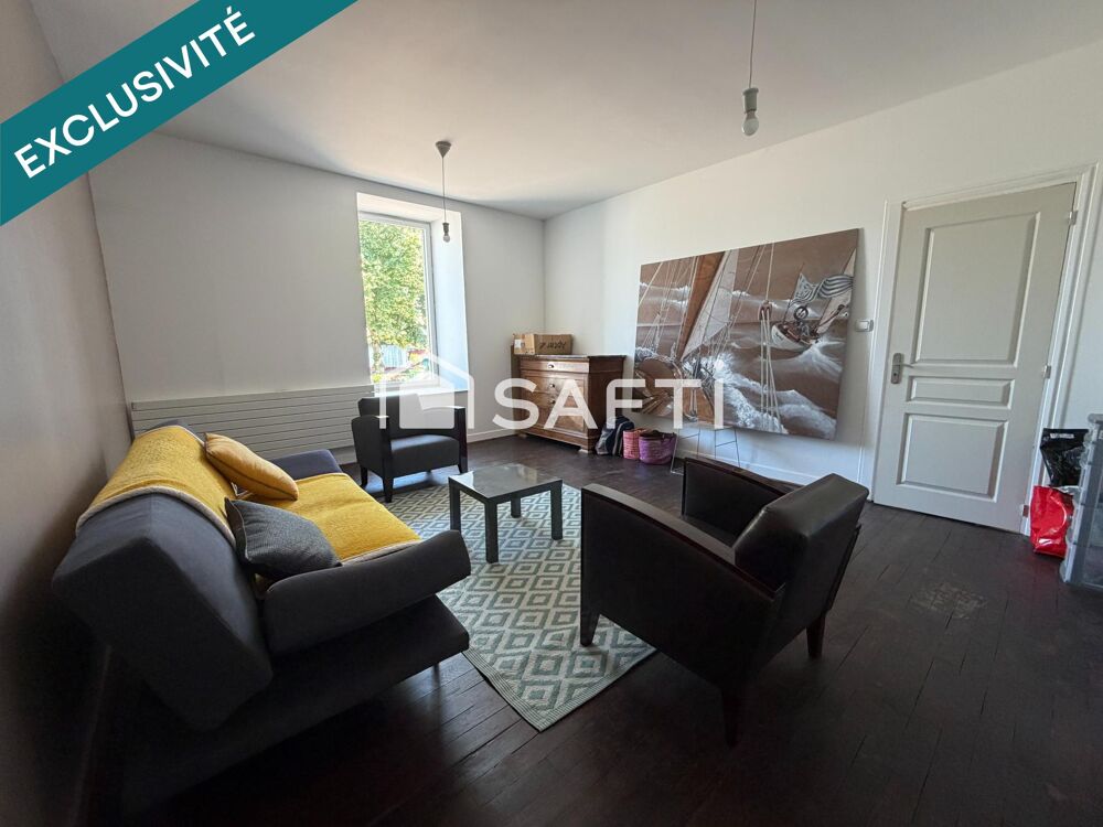 MAISON FAMILLIALE DE 120 M2, 4 CHAMBRES, EN CENTRE BOURG A SAINT ALLOUESTRE