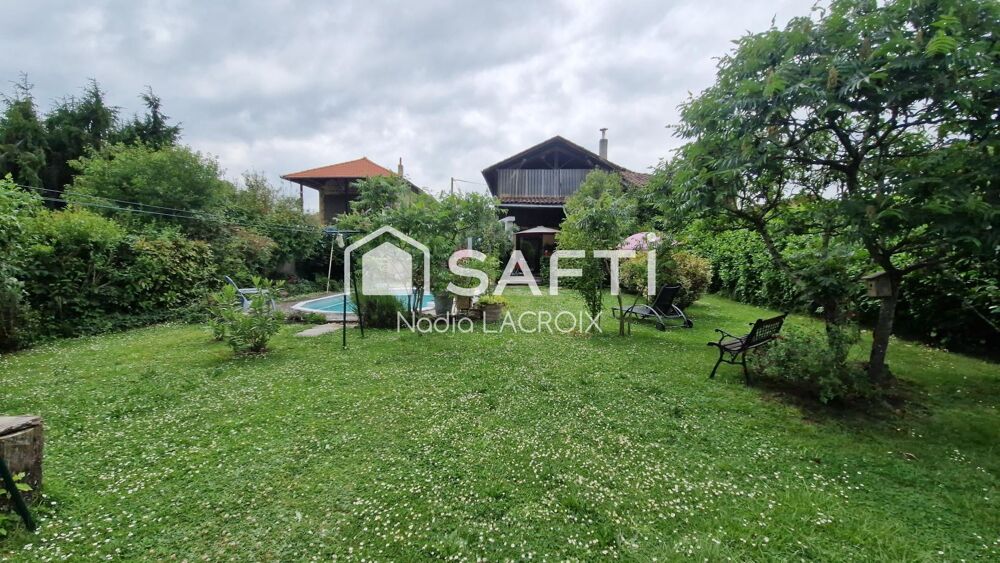 Vente Maison Maison de 213 m², dépendances, garage et piscine sur une parcelle de 847 m² Mazères-sur-salat