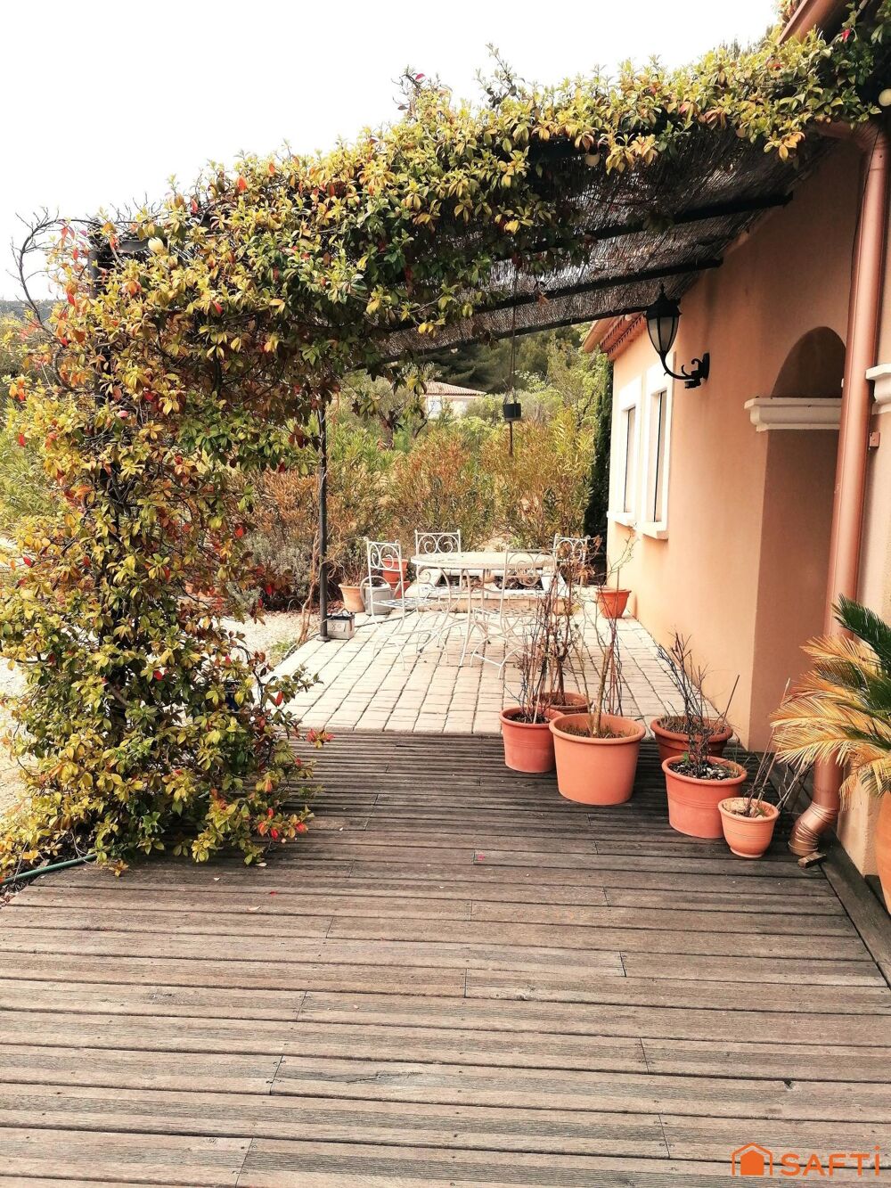 Vente Maison Belle villa avec piscine et grand terrain au calme Saint-zacharie