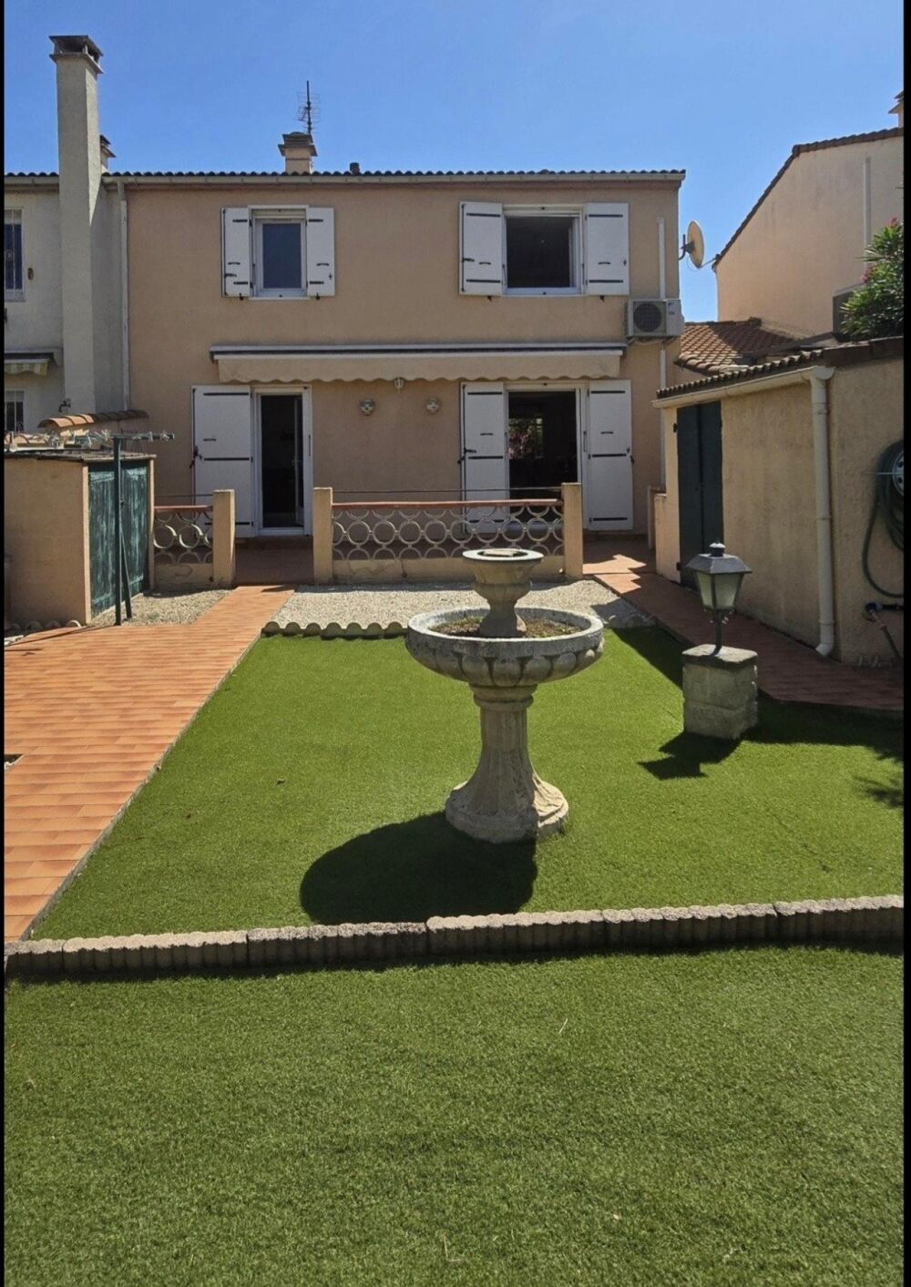 Vente Maison Maison R+1 - 3 CHAMBRES - JARDIN - GARAGE Vedene