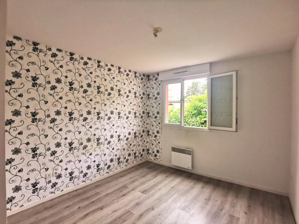 Idéal pour les étudiants - Appartement T2 en rez de jardin avec terrasse -