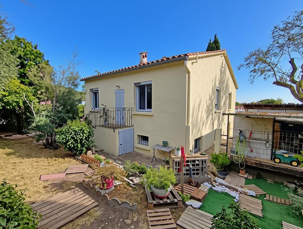 Vente Maison Ravissante maison individuelle 4 faces sur terrain arboré de 550m² avec sous sol complet de 100m² Carcassonne