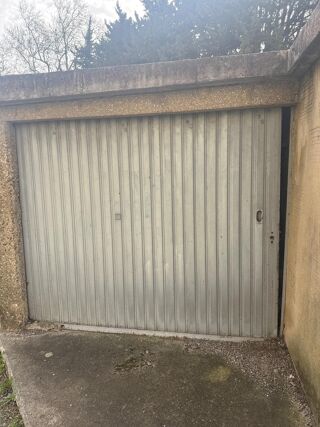  Parking / Garage à vendre 