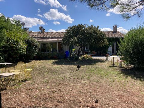   Dans un joli petit village de l'Aude Maison - 7 pice(s) - 200 m