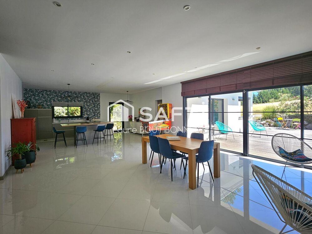 Vente Maison Volumes, calme et prestations de qualité Saint-sulpice-la-pointe