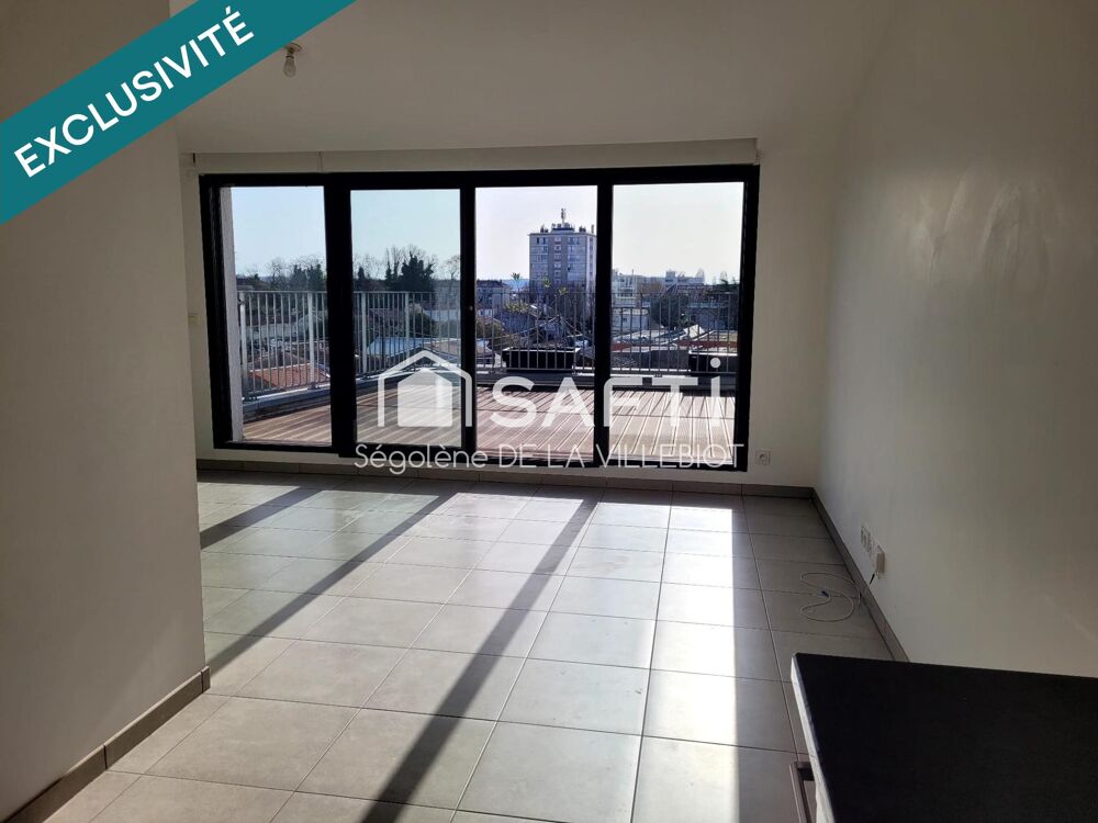 Vente Appartement Appartement en duplex au dernier étage avec terrasse de 35 m² Bordeaux