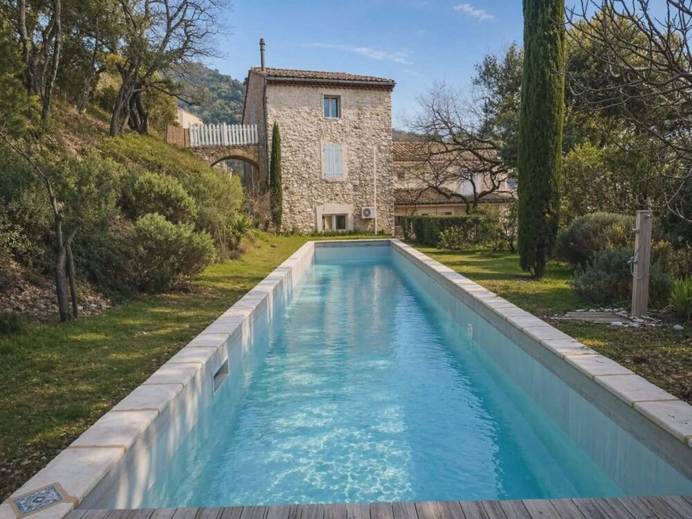 � vendre  Maison La Roque-Alric (84190)