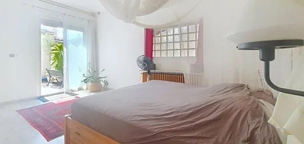 Appartement atypique avec grande terrasse de 80 m²