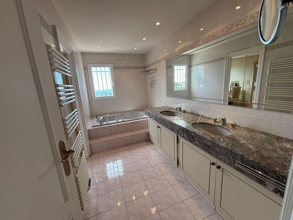 � vendre  Maison Mandelieu-la-Napoule (06210)