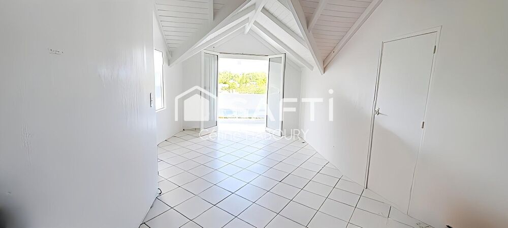 Vente Appartement SUPERBE APPARTEMENT 4 PIECES DUPLEX AVEC VUE MER Baie-mahault