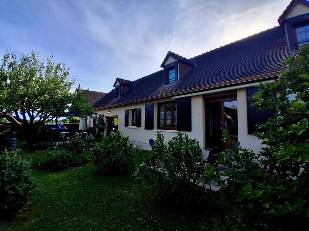 Maison 6 pièces 242 m² · à Linge · 242 m² · 275 000 €