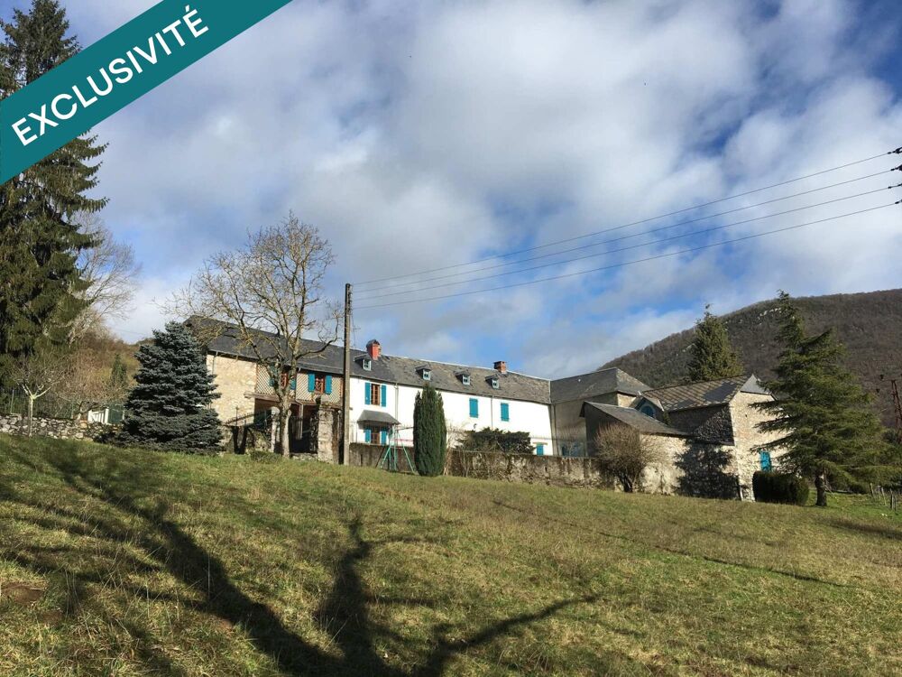 Vente Maison Magnifique ferme de 1828 comprenant deux logements indépendants sur 4290 m2 de terrain Heches