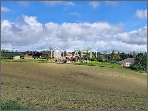   Corps de ferme  � r�nover avec d�pendances sur une parcelle de 5700m� Maison - 6 pi�ce(s) - 174 m�