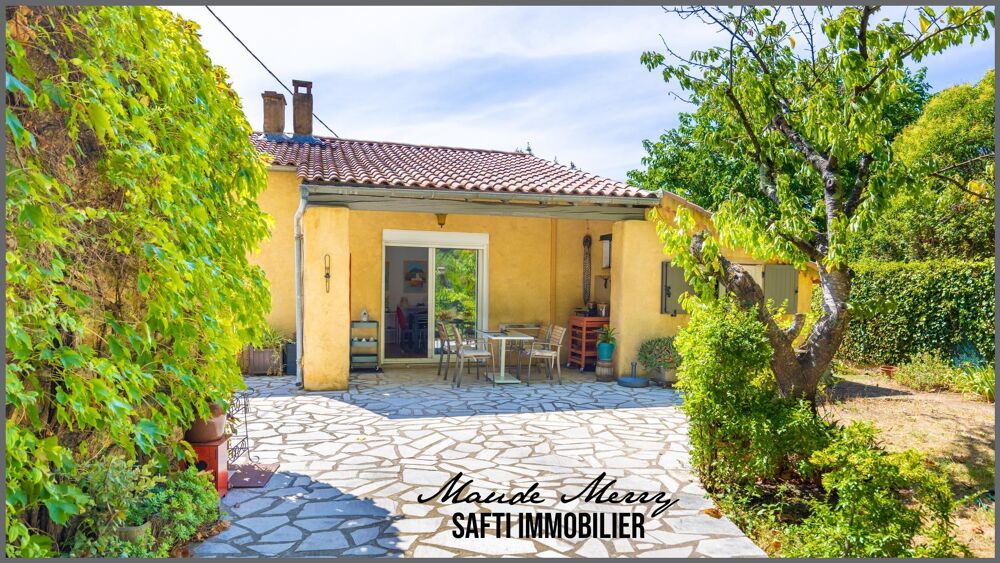 Vente Maison Maison plain-pied d'environ 80 m2 au coeur du village - 2 chambres - 2 pièces d'eau et 2 wc - petite dépendance atelier - terrai La roquebrussanne