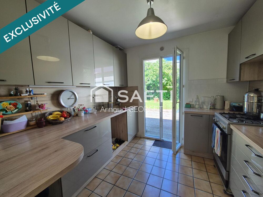 Vente Maison Maison 5 chambres avec 610 m² de terrain à 200 m à pied du Tramway T7 Rungis