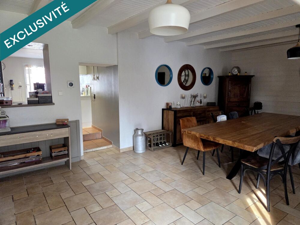 Charmante maison en pierre dans un bel environnement, clos, quatre chambres, trois salles d'eau, jardin et petites dépendances !