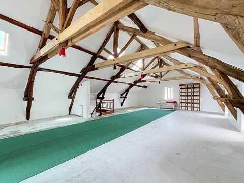   Corps de ferme rénové - 212 m² - Dépendances - Vue Pyrénées. Maison - 4 pièce(s) - 212 m²