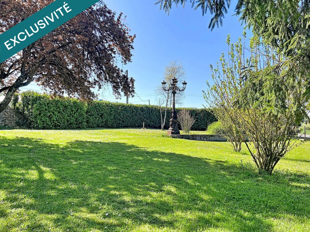 Maison dauphinoise, T7 terrain plat 3657 m², clos.