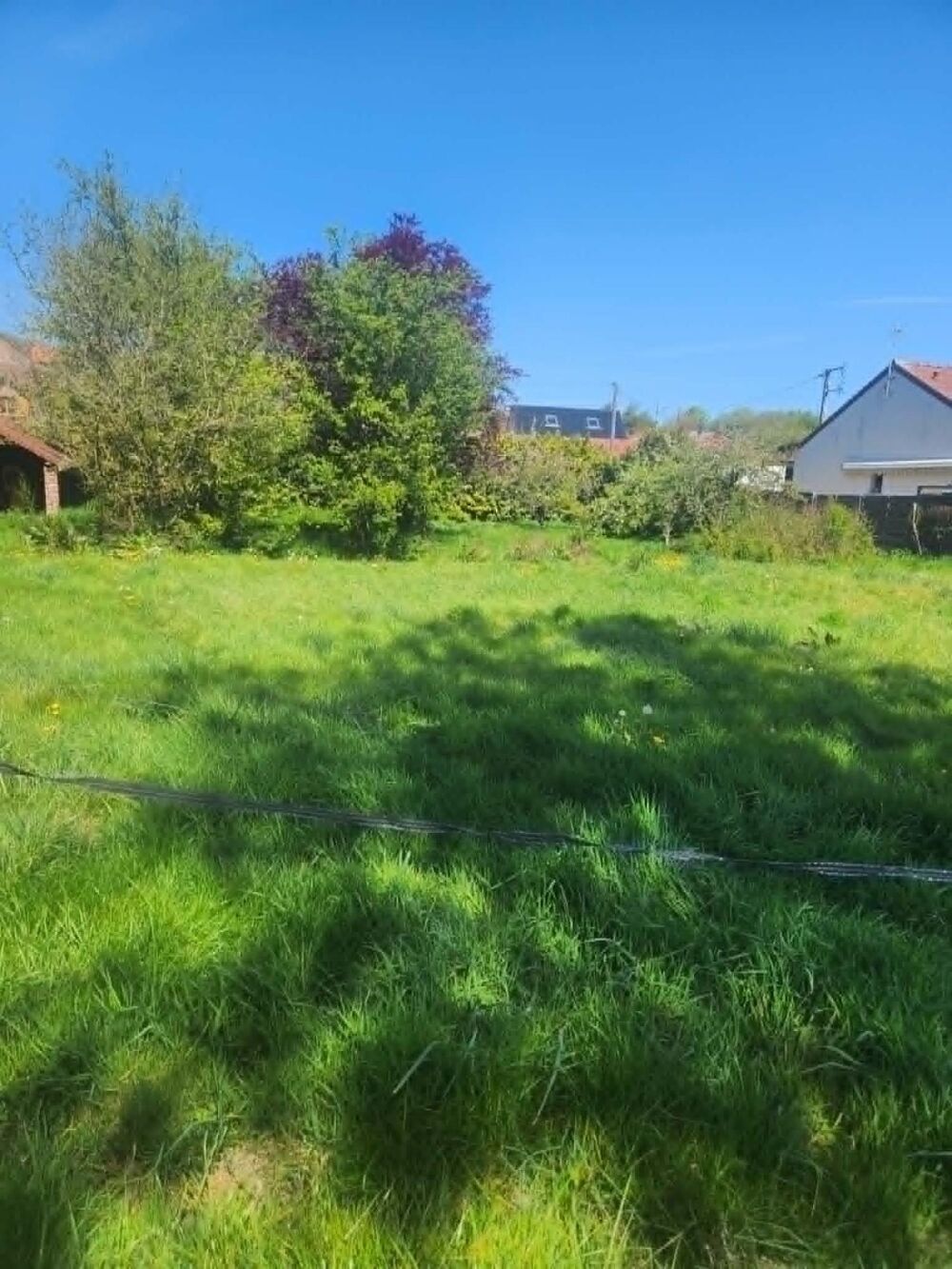 Vente Terrain situe  sur un secteur calme  et attrayant pour un projet familial ou professionel Setques