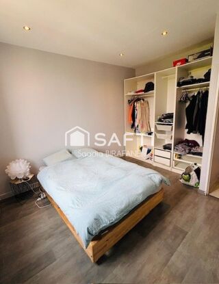  Immeuble � vendre 79 m�