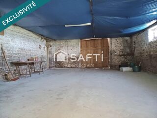Vente Maison Superbe longère de près de 35m de longueur X 7m de largeur...très fort potentiel imaginable...déjà 80m² habitables...nombreuses Le ferre