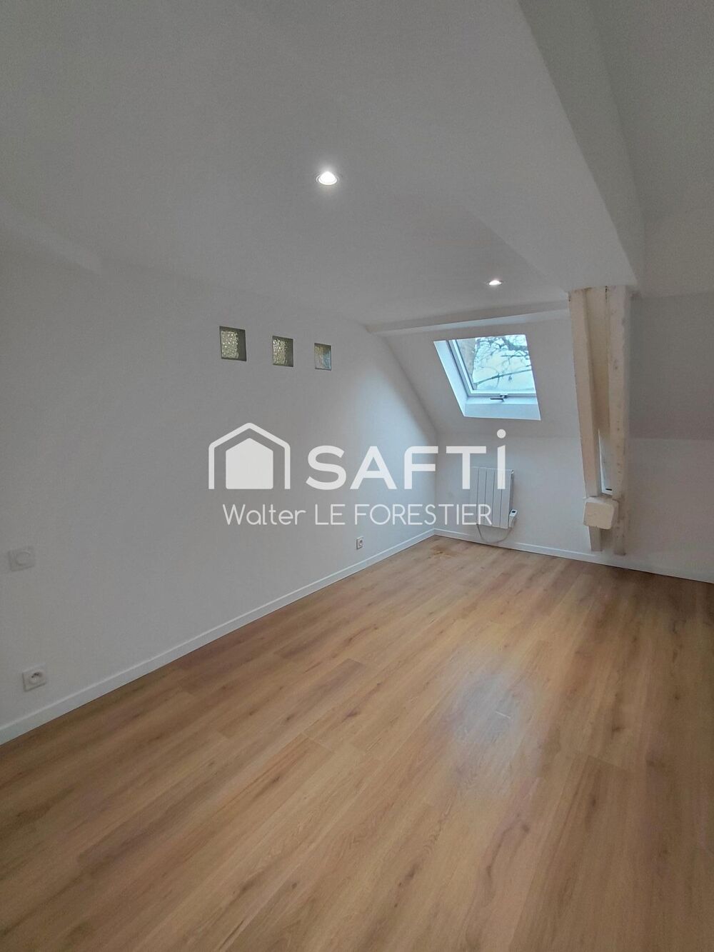 Vente Appartement APPARTEMENT T3 DUPLEX RENOVE AVEC JARDIN ET PLACE DE PARKING Saint-louis-de-montferrand