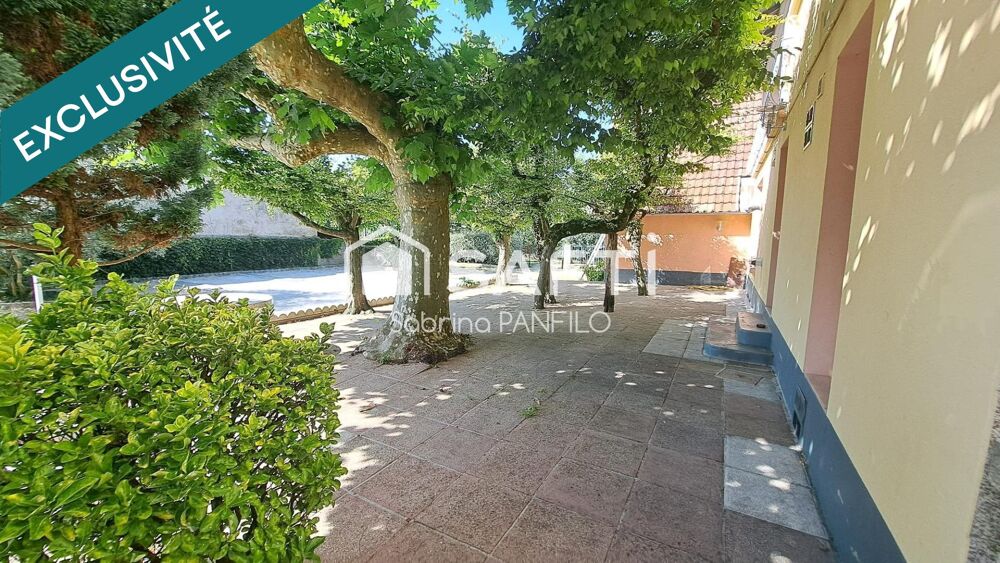 Vente Immeuble Immeuble / hôtel/appartements/ ou chambre d'hôte- gîte- nombreuses possibilités Poligny
