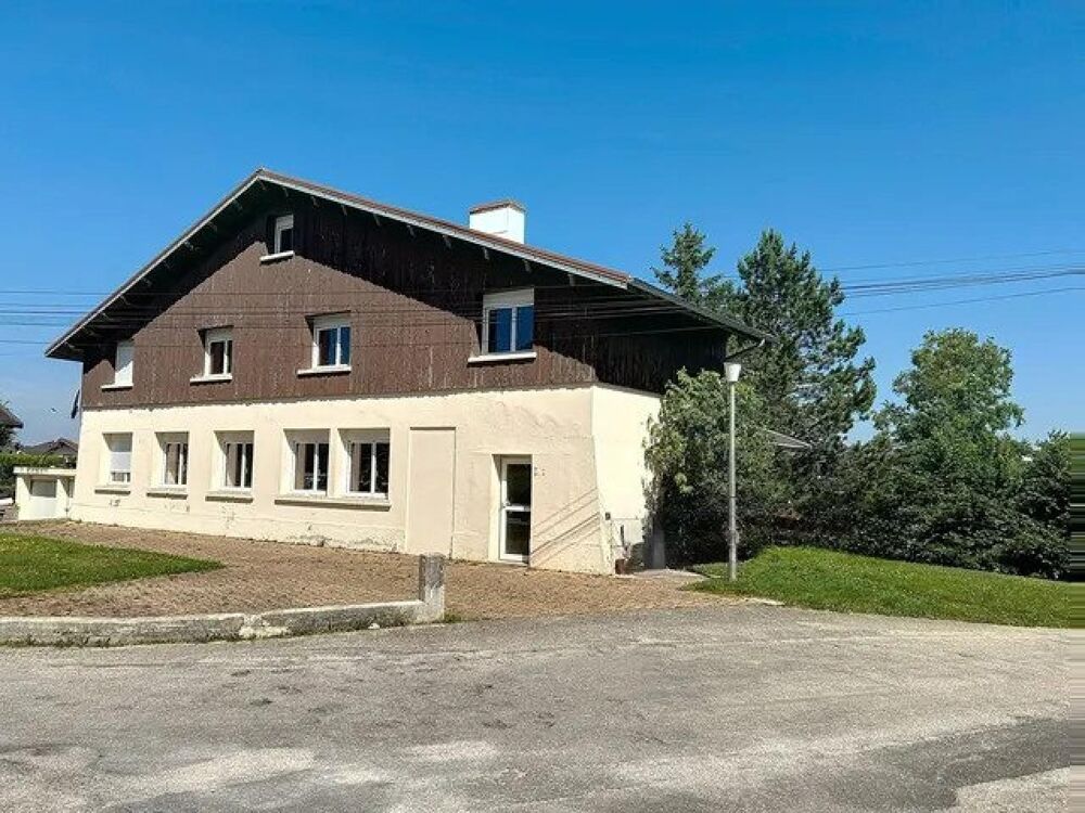 Maison 8 pièces 177 m² · à Metabief · 177 m² · 447 000 €