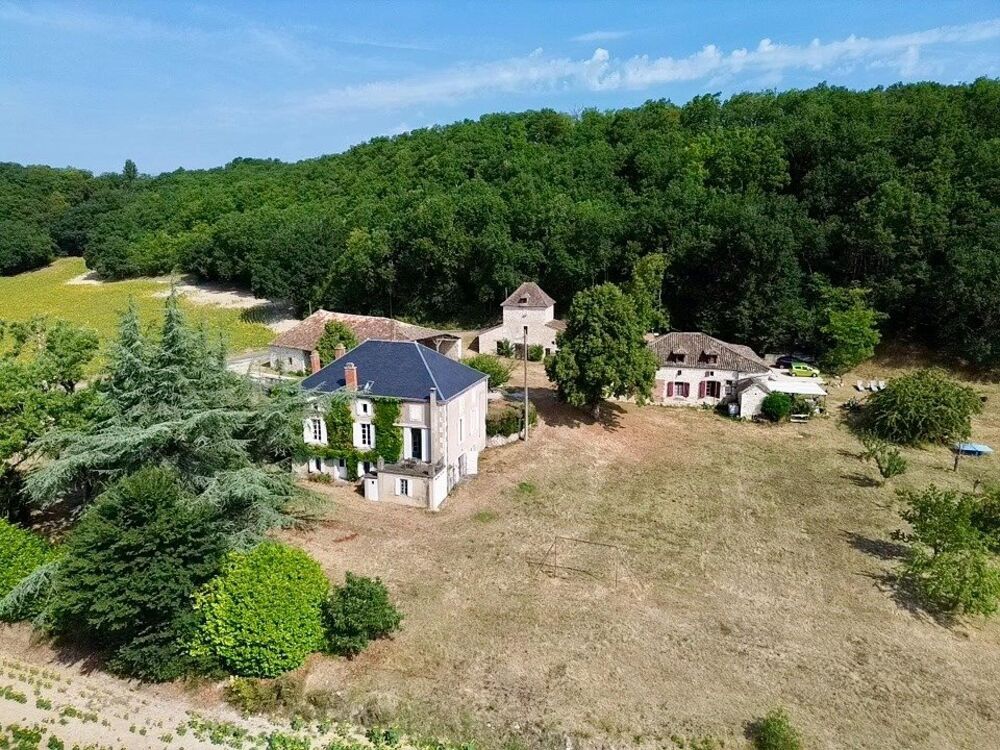 Vente Maison Propriété de caractère avec vue imprenable Hautefage-la-tour