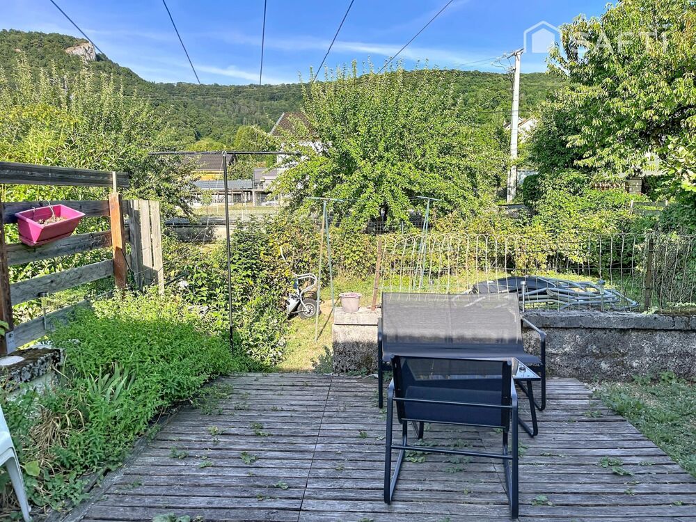 Vente Maison Belle maison de village en pierre, avec un appartement indépendant en rez de jardin. Mesnay