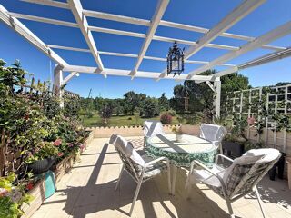  Maison à vendre 8 pièces 215 m²