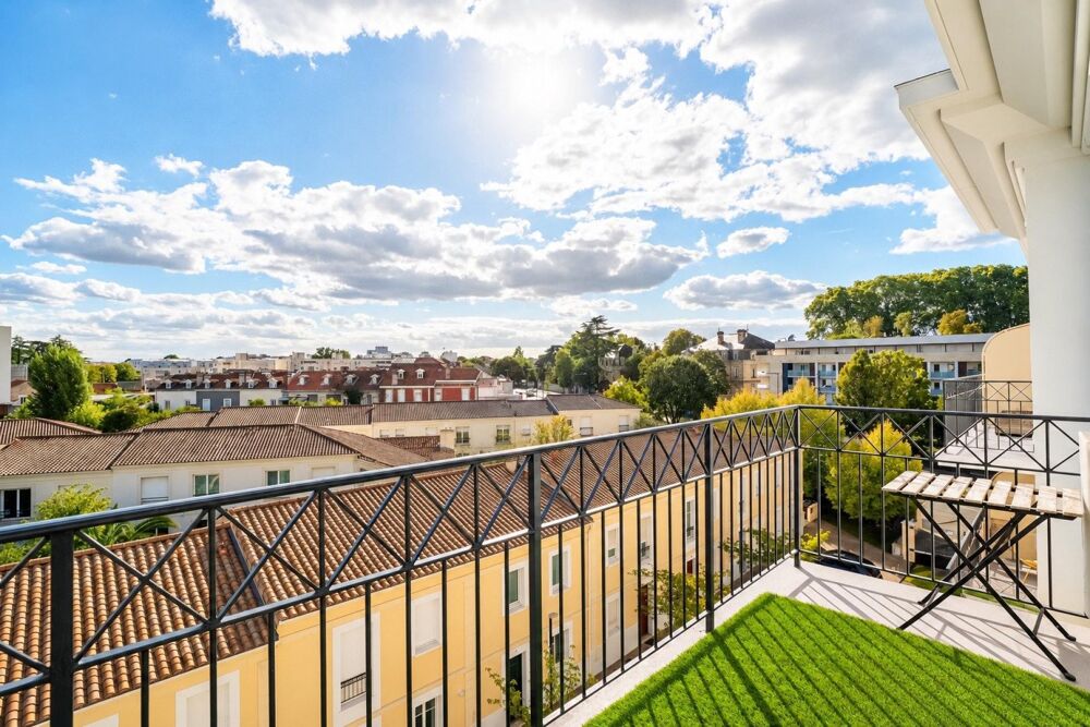 Vente Appartement Boulevard Godard : T3 lumineux avec balcon et place de parking Bordeaux