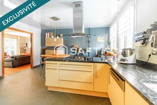  Maison � vendre 13 pi�ces 318 m�