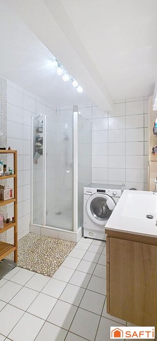  Appartement � vendre 3 pi�ces 77 m�