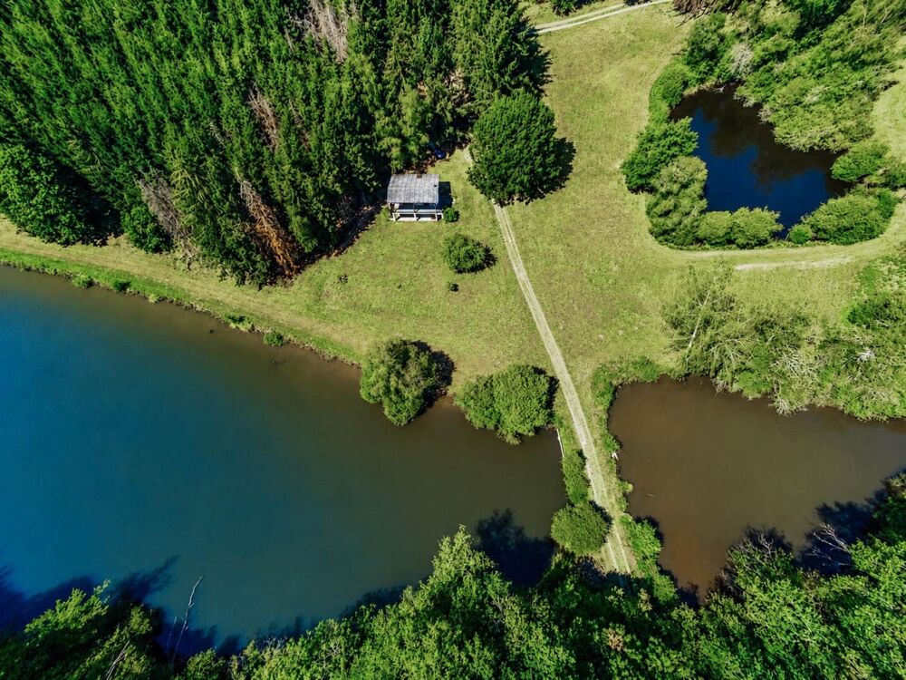 Vente Terrain Propriété de 4,8 hectares avec 3 étangs et petite construction Augignac