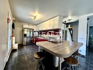  Maison  vendre 7 pices 147 m