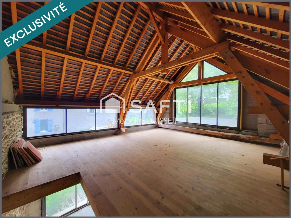Vente Maison Maison ancienne avec grange attenante à personnaliser selon vos envies et terrain constructible environ 627m². Antignac