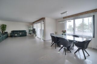  Appartement  vendre 5 pices 166 m