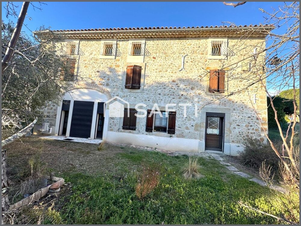 Maison de charme en pierre  184 m² habitables  Secteur Cépie 11300