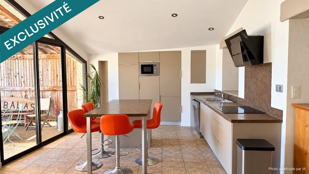 Vente Maison Ancienne grange rénovée avec piscine et vue Pyrénées Coussa