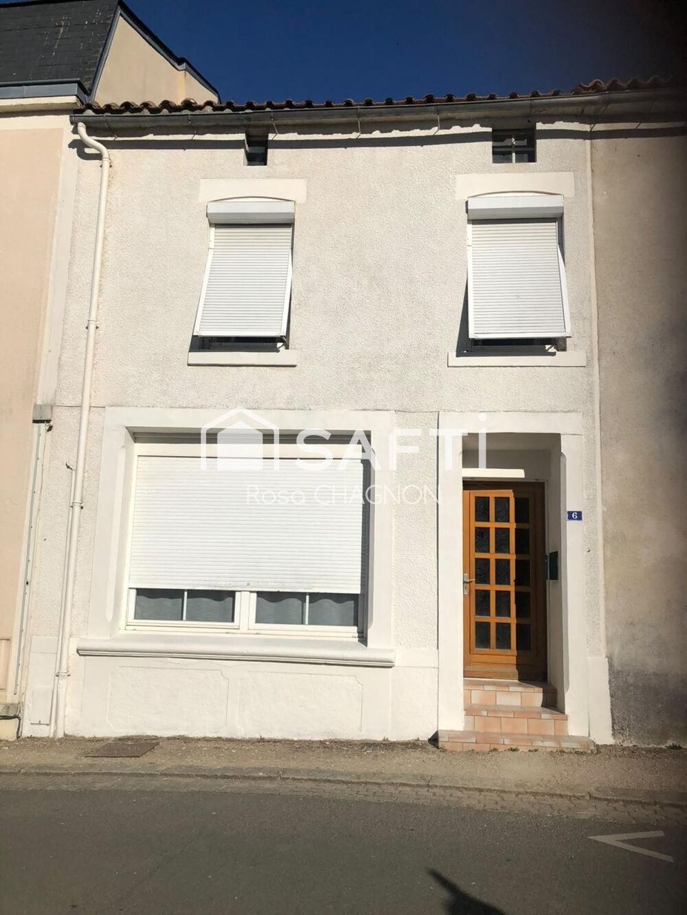 maison de ville avec le tout à l'égout