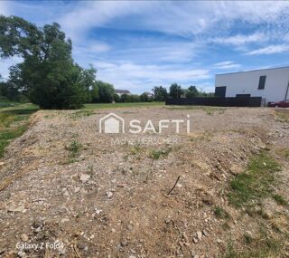 Terrain à vendre 700 m²