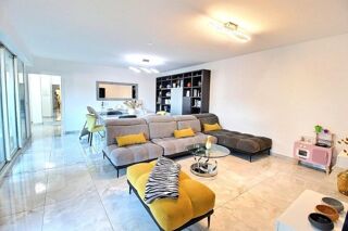  Appartement  vendre 4 pices 111 m