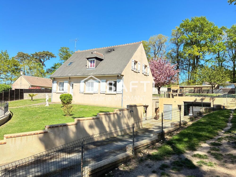 Pavillon avec grand terrain
